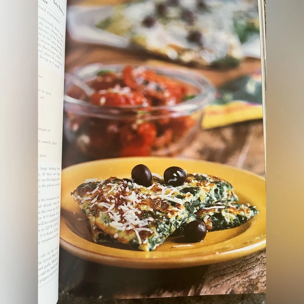 Savoring Provence, Cookbook from Williams Sonoma by Diane Holuigue